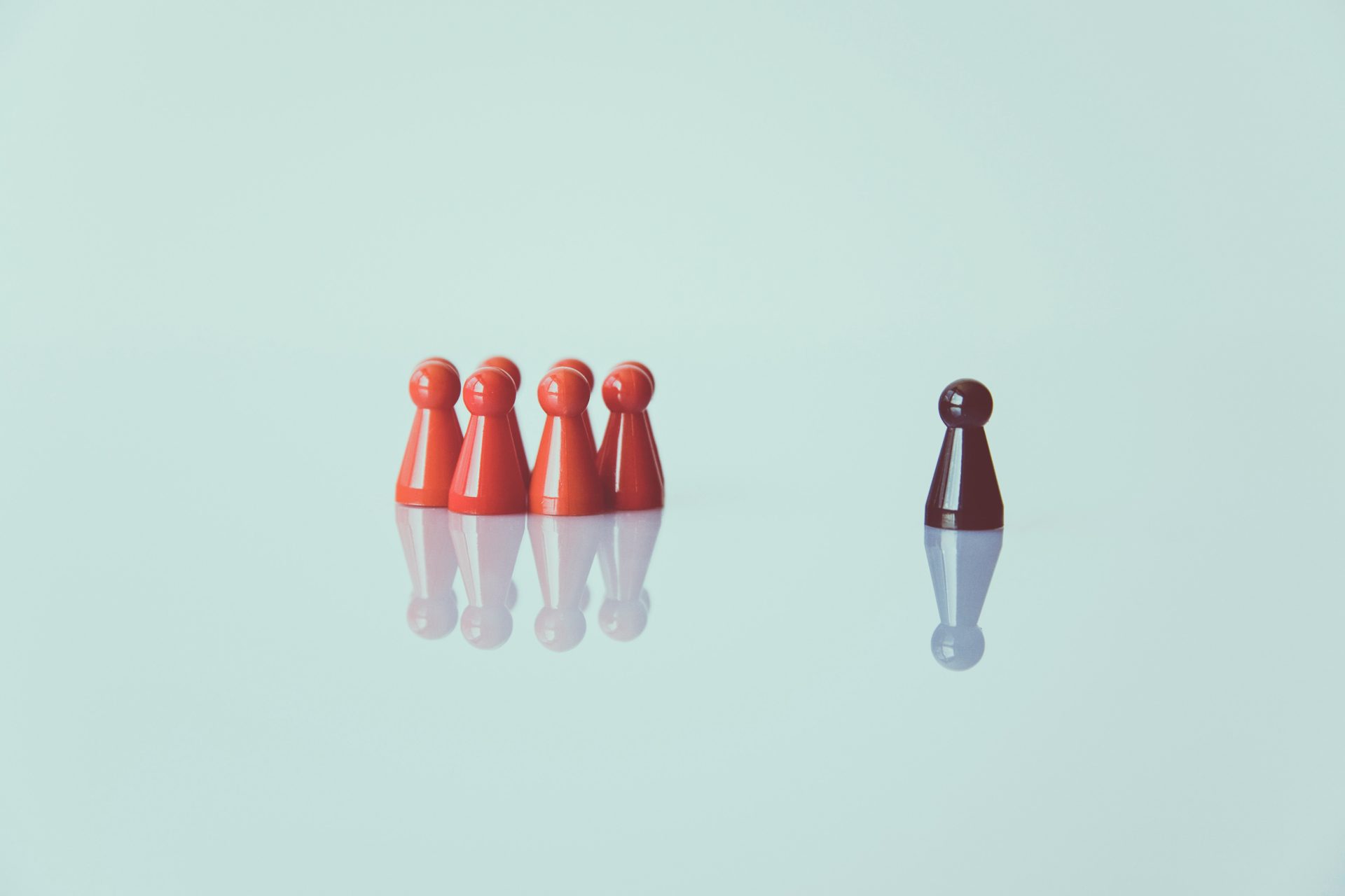 https://horasis.org/wp-content/uploads/2026/05/markus-spiske-QozzJpFZ2lg-unsplash.jpg
